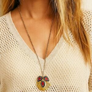 Vintage Sarah Coventry Dynasty Necklace Pendant 1973 Red Black Tribal Chain